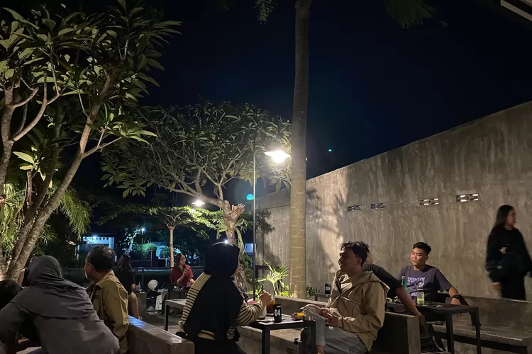 cafe-atlas-3-4087892173.jpg